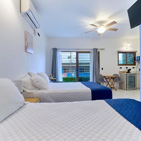 Apartaestudios La Capital Сан-Хосе Экстерьер фото