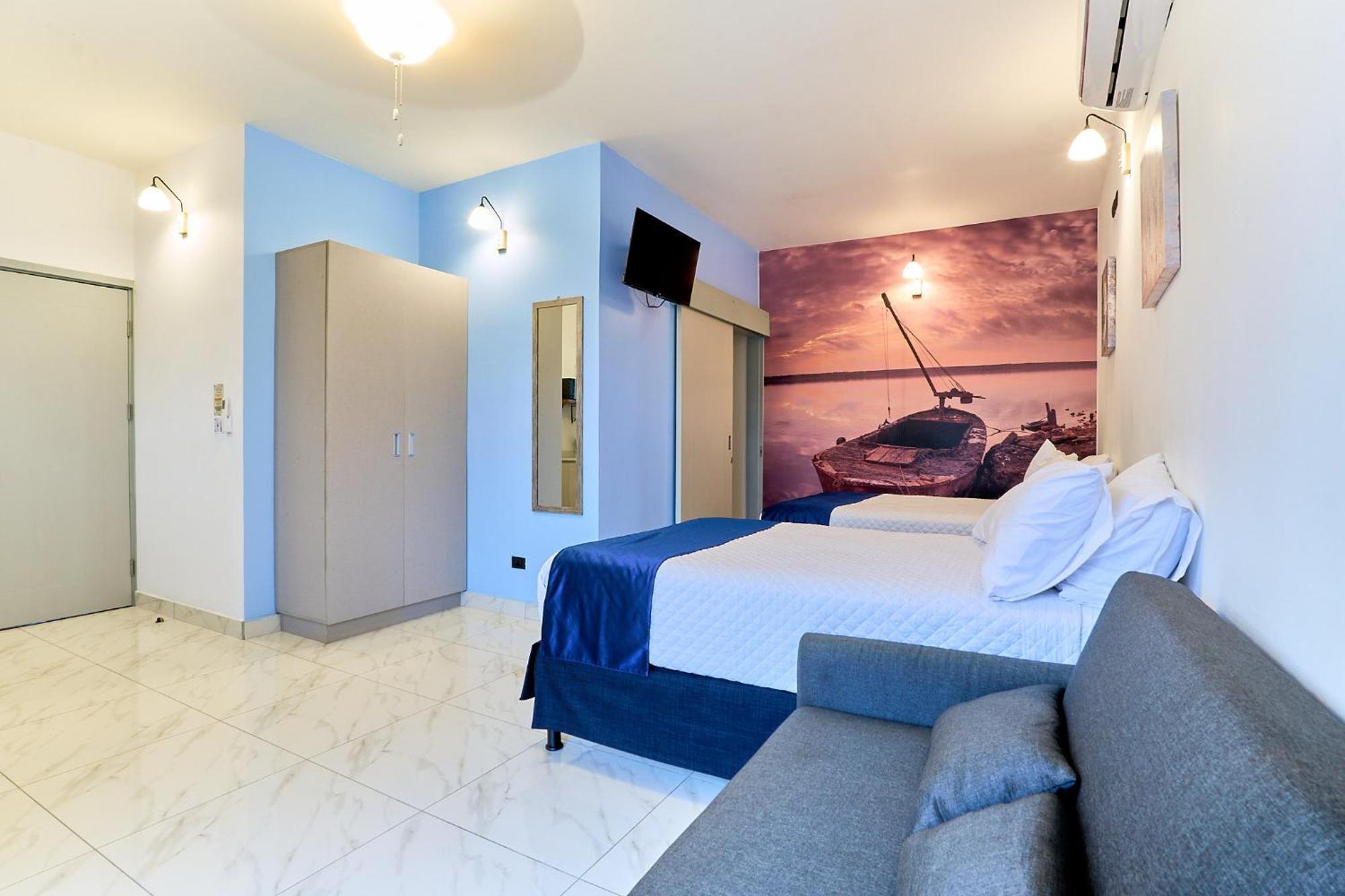 Apartaestudios La Capital Сан-Хосе Экстерьер фото